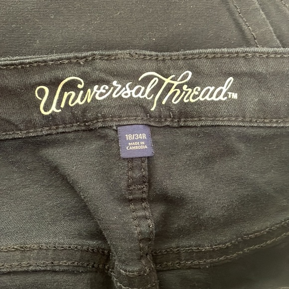 Universal Thread High Rise Skinny Jeans - Picture 3 of 5